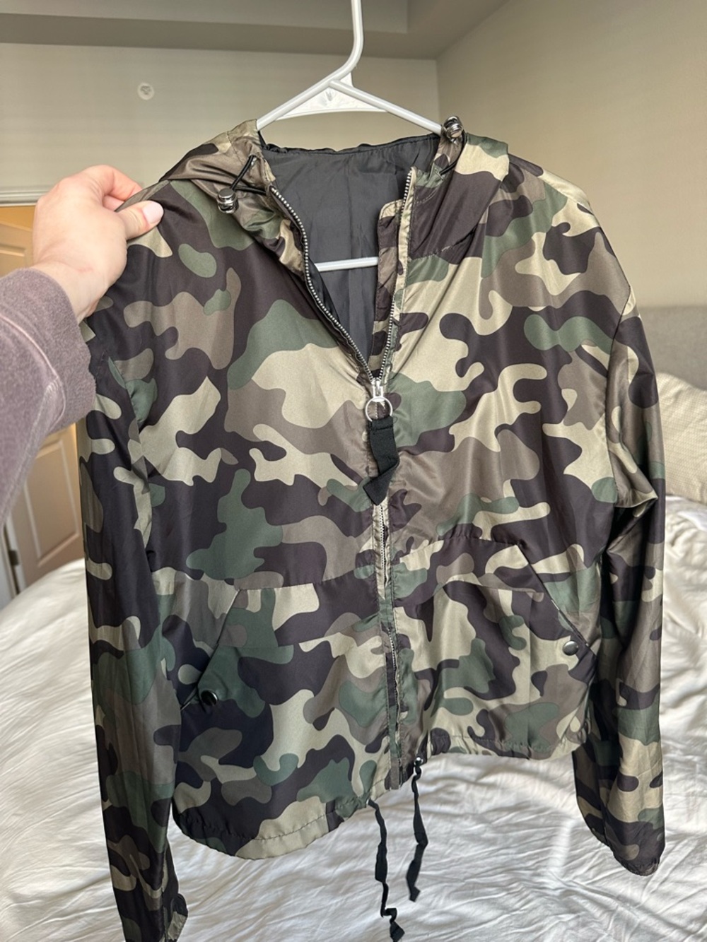 Woman’s Camo Hooded Windbreaker Jacket - Green Camo